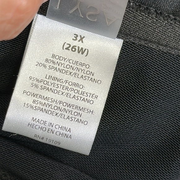 Lysa Swimwear UPF 50+ Black Curvy Plus Size Swimsuit Womens Size 3X NWT - Picture 5 of 11